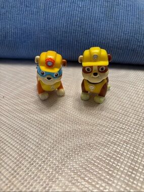 Rubble Paw Patrol 2.5 - 2 3/8” Yellow Construction Figure